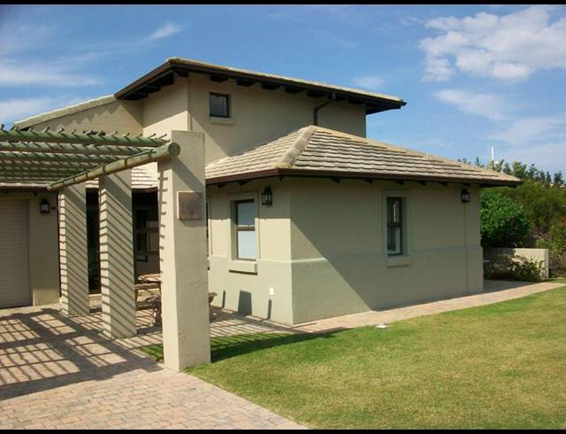 3 BEDROOM HOUSE FOR SALE IN HARTENBOS LANDGOED